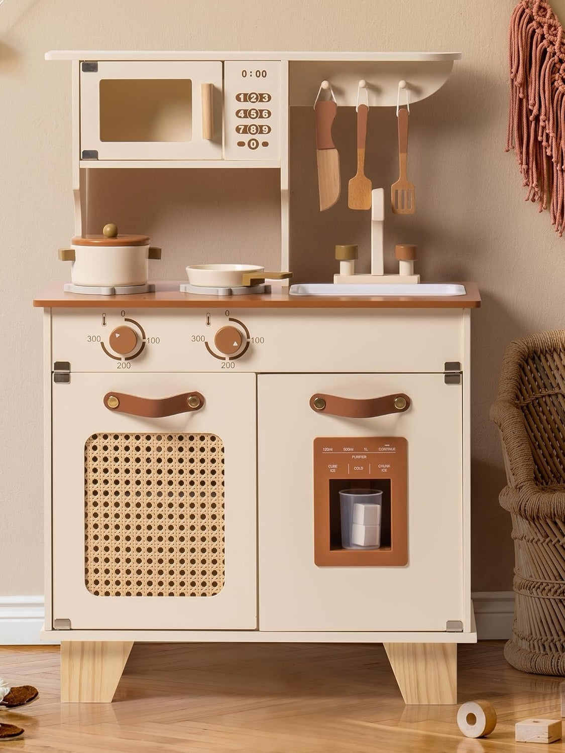 Wooden Play Kitchen with Pretend Ice Cube Dispenser for Toddlers Aged 3 and Up