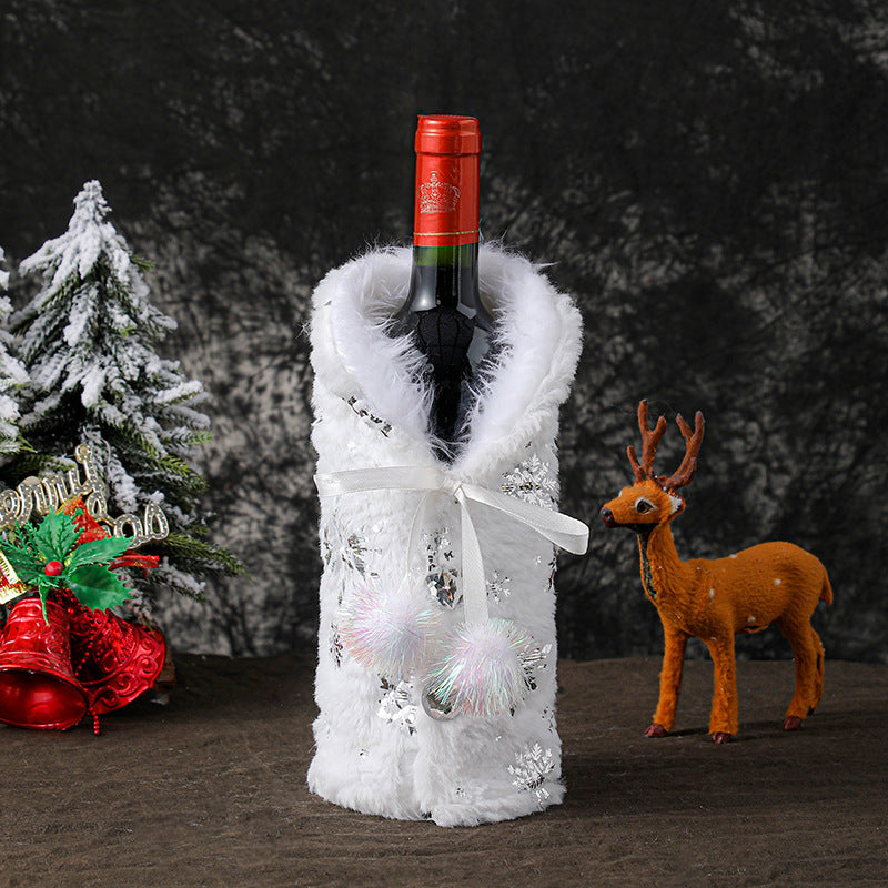 Snowflake Wine Bag in Silver or Gold for Elegant Winter Table Decor or Christmas Wine Gifts