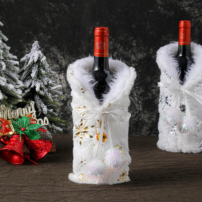 Snowflake Wine Bag in Silver or Gold for Elegant Winter Table Decor or Christmas Wine Gifts