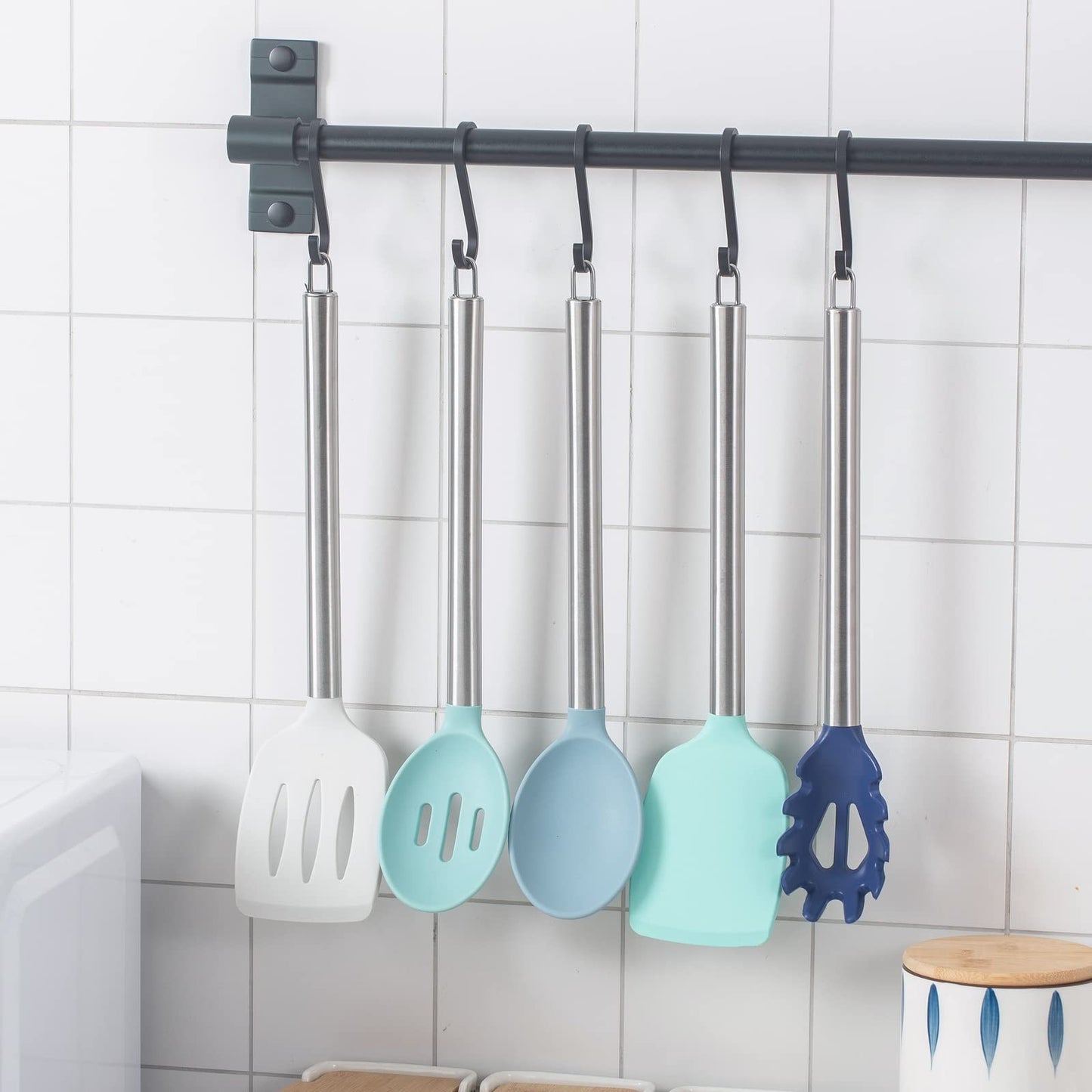 Blue Ombre COOK WITH COLOR Silicone Cooking Utensils, Kitchen Utensil Set, Easy to Clean Silicone Kitchen Utensils, Cooking Utensils for Nonstick Cookware, Kitchen Gadgets Set, 5 Pieces, Blue Ombre
