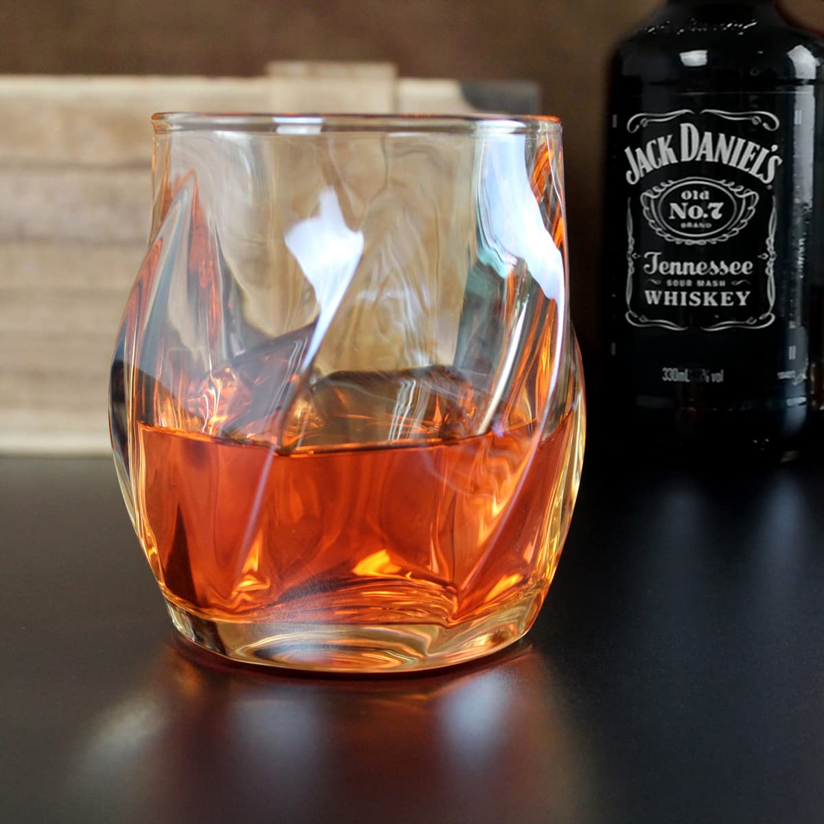 ANBFF Whiskey Glasses Set of 2, Rocks Glass, 8.5 OZ Drinking Glasses, Creative Twisted Crystal Old Fashioned Cocktail Glass Tumbler for Bourbon, Scotch, Tequila, Cognac, Rum