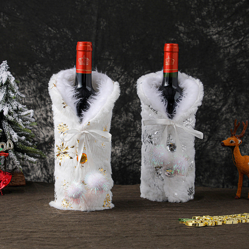 Snowflake Wine Bag in Silver or Gold for Elegant Winter Table Decor or Christmas Wine Gifts