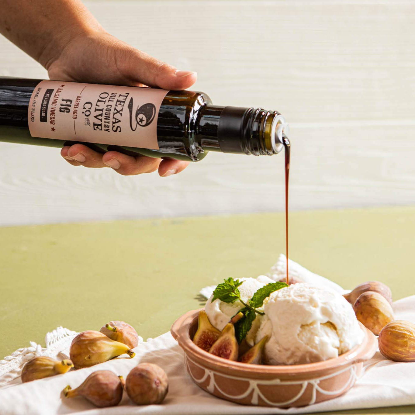 Fig Balsamic Vinegar - Gourmet Barrel Aged Infused Balsamic Vinegar - Great for Dressing Dipping Glazing - No Artificial Flavors or Added Sugar - Made in Texas (8.5 oz)