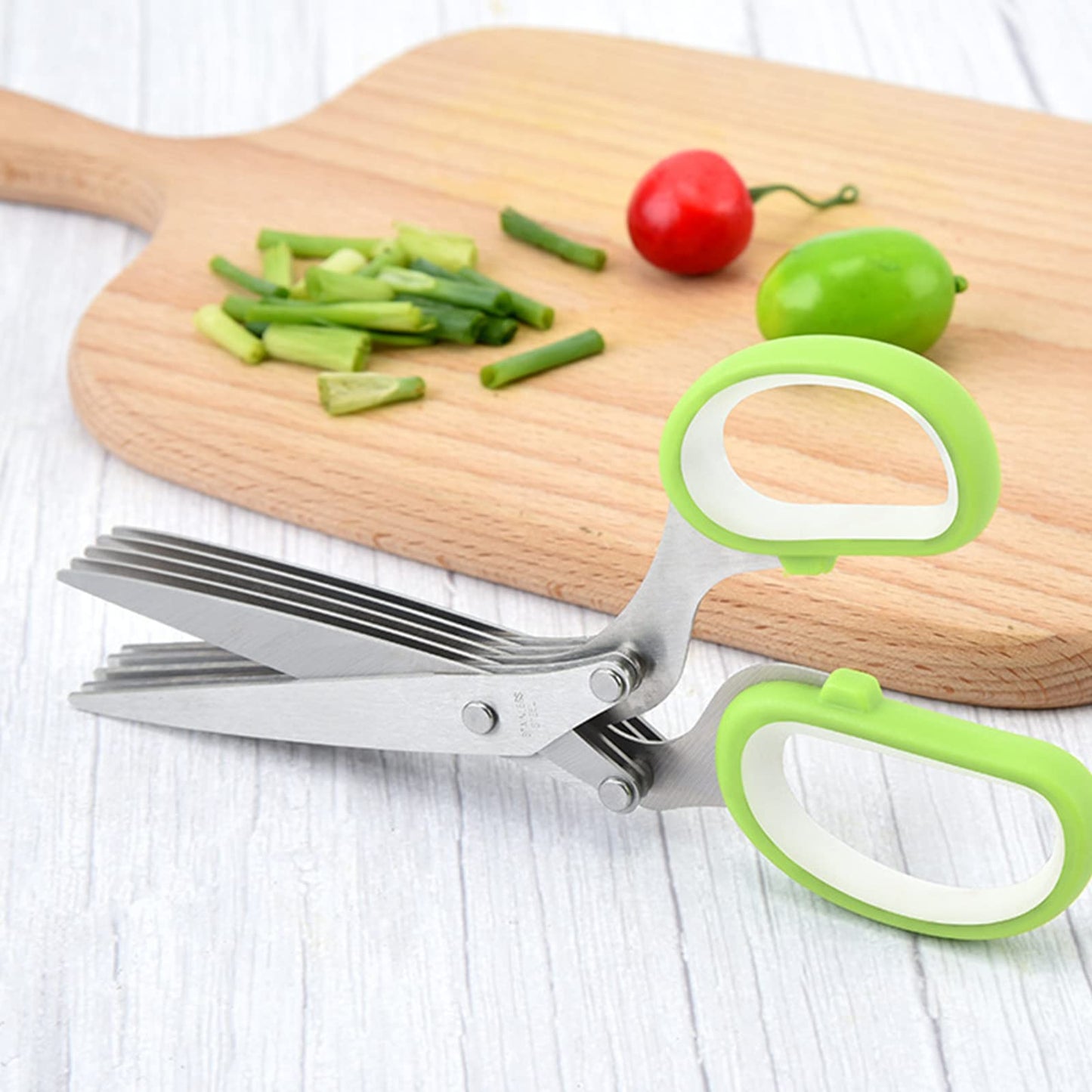 SimpleKitchen Gourmet Herb Scissors Set Multipurpose Cutting Shears with Stainless Steel 5 Blades, Herb Stripper, Safety Cover Cleaning Comb for Cutting Cilantro Onion Salad (Green)