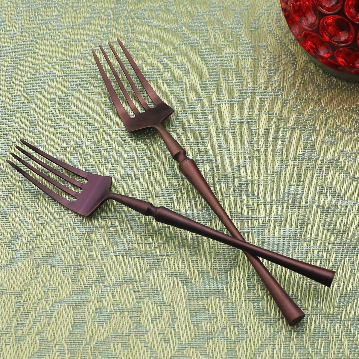 Gugrida Unique and Beautiful Burgundy Iridescent Flatware Set - 5-Piece Iridescent Silverware Sets | 18/10 Stainless Steel Reusable Cutlery Set | Purple Utensils Service for 1 with Dessert Fork, Knife, Spoon, Dinner Fork