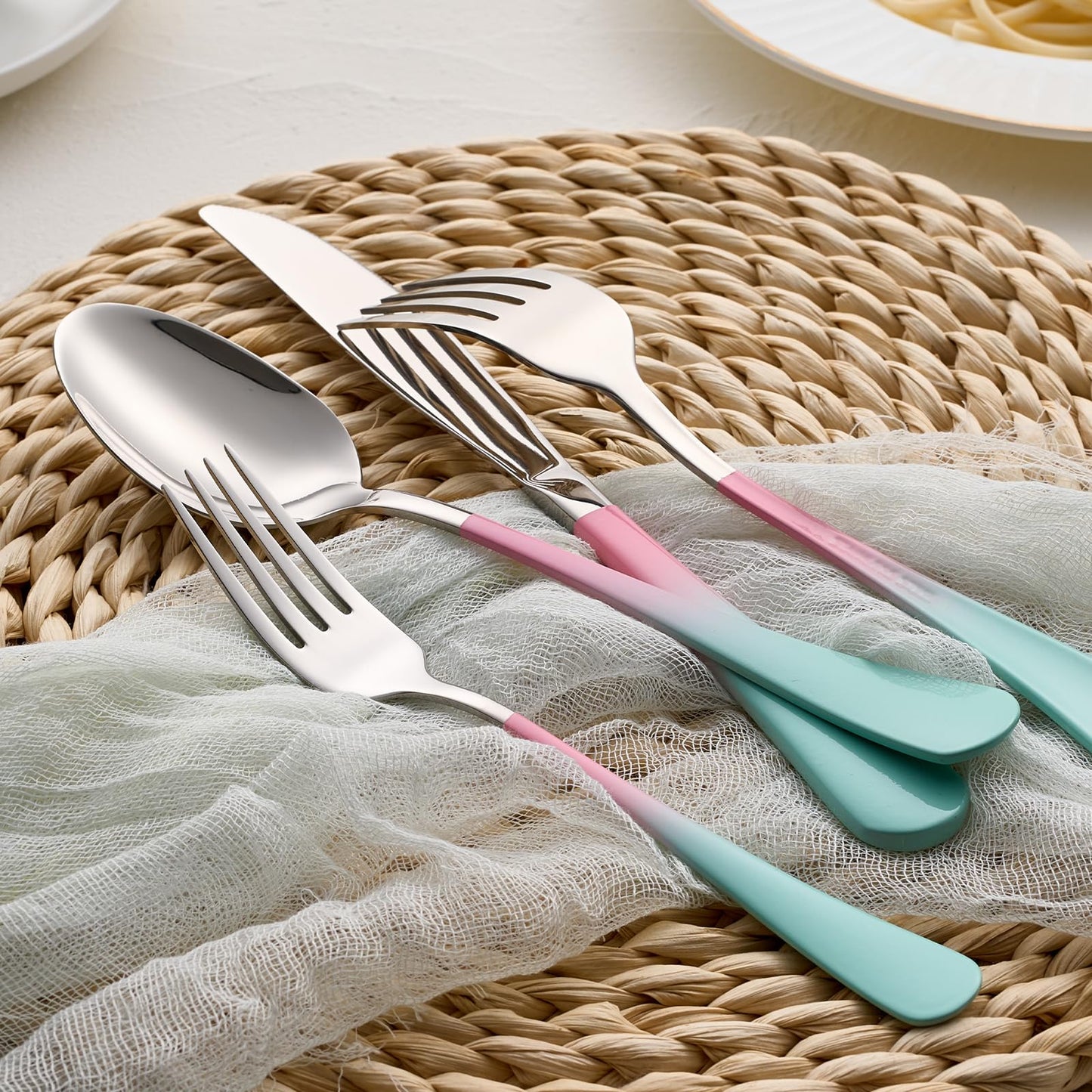 Unique Pink and Aqua 20-Piece Silverware Set 18/0 Stainless Steel Flatware Pink and Green Handle Cutlery Set Service for 4 Fork Knife Spoon Set Mirror Finish Dishwasher Safe