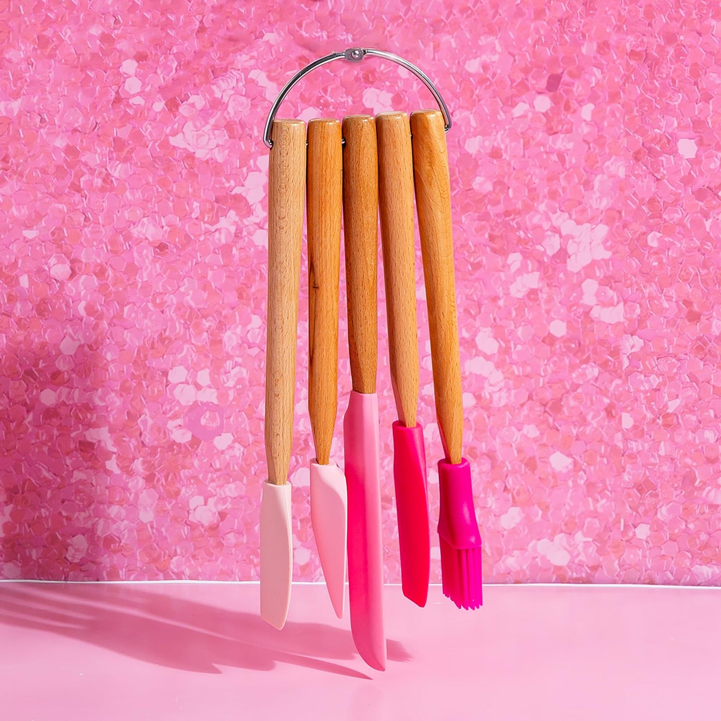 Paris Hilton Silicone Spatula Set, Heat Resistant Kitchen Utensils Tool Set includes a basting brush, all-purpose spatula, large spatula, spoon and spreader, 5-Piece Pink