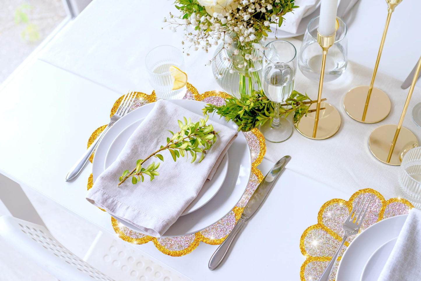 Washable Waterproof Diamond Circle Placemats for Round Tablescape Decor for Dinner and Kitchen Bling Placemats for Weddings & Special Events (Yellow)