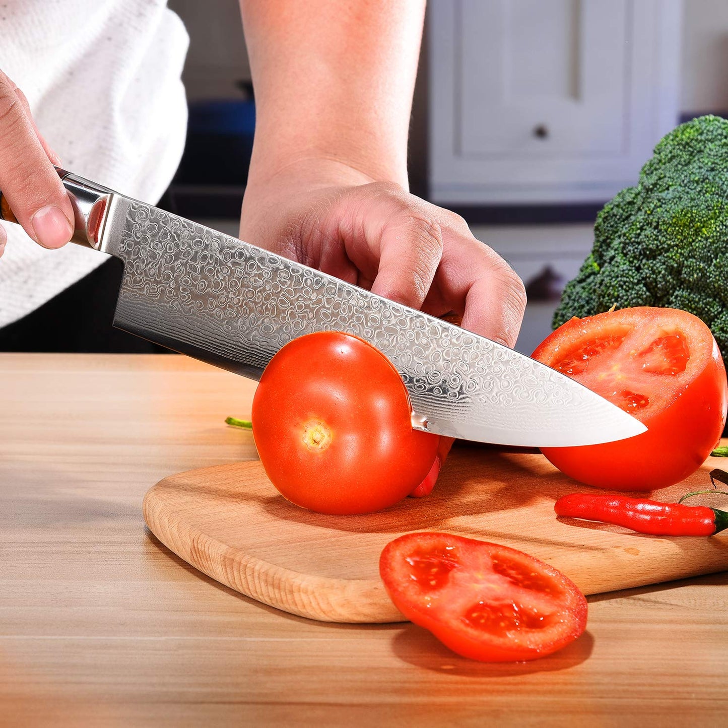 Yaiba Chef Knife 8-Inch Damascus Japanese Knife VG10 Stainless Steel, Razor Sharp Kitchen Cooking Knife with Ergonomic Handle
