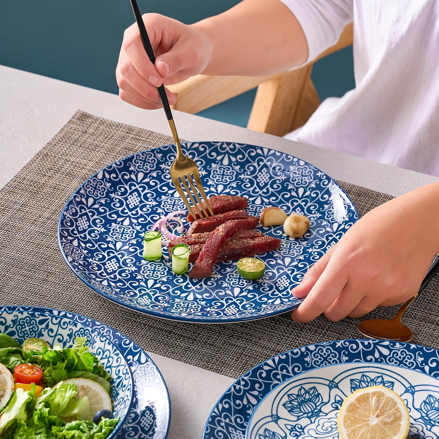 Bestone Ceramic 12-Pieces Dinnerware Sets, Ceramic Dish Plates and Bowls Sets, Dishes Set for 4, Dinner Salad Dessert Plates, and Cereal Bowls Set, Gift,Vintage Blue