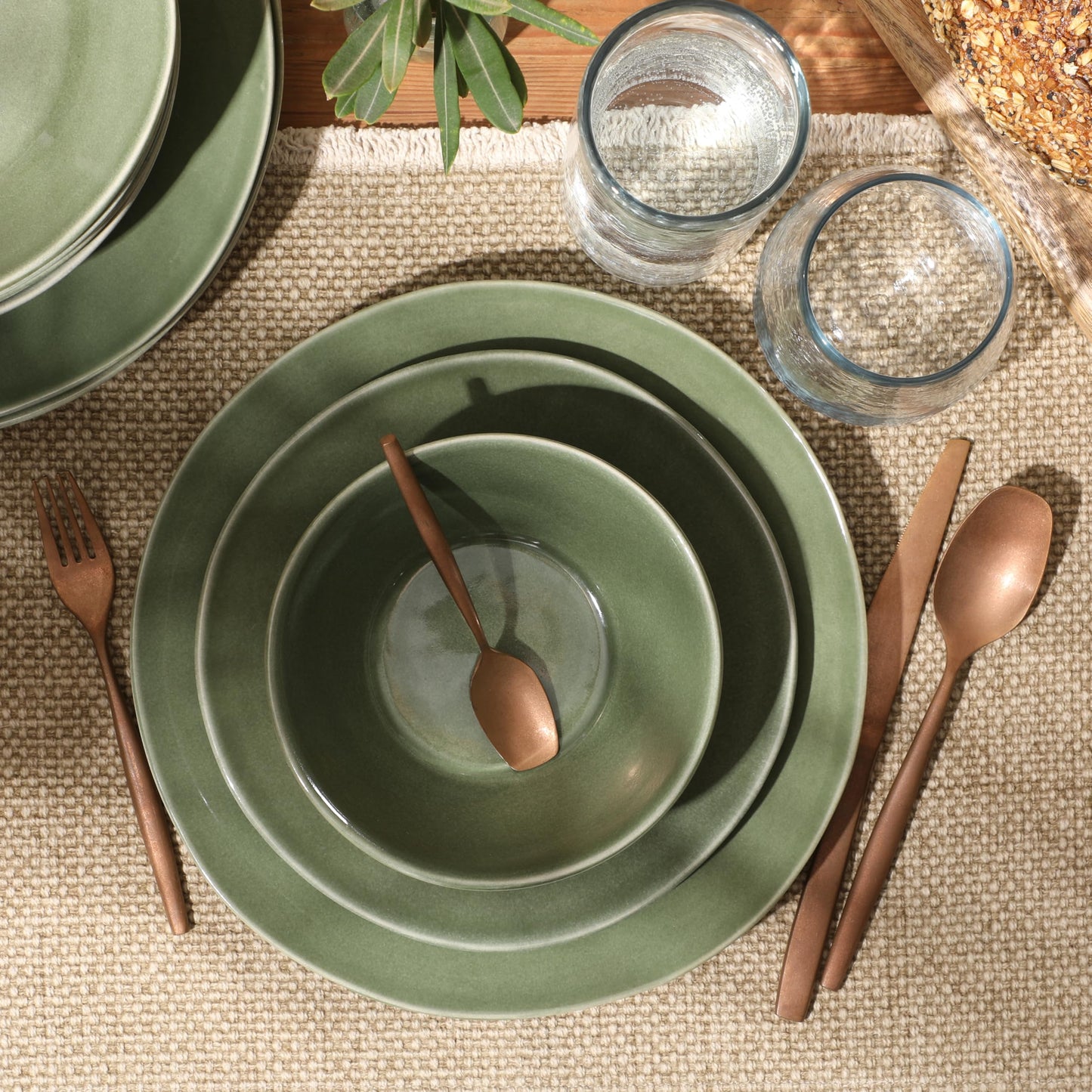 Bloomhouse - Oprah's Favorite Things - Montecito Breeze 16 Piece (Service for 4) Double Plates and Bowls Stoneware Reactive Glaze Dinnerware Set - Cyprus Green
