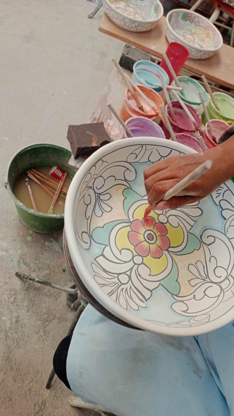 Mexican Talavera Pottery Large Serving Bowl, Handpainted Ceramic Pasta Bowl, Fruit Bowl, Hand Crafted Decorative Bowl for Salad Party Serving Bakeware Handmade Mexico Kitchen Art Unique Gift Platter