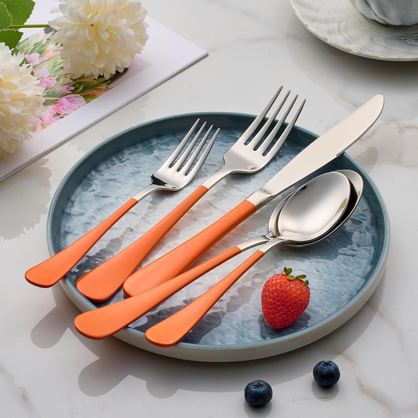 Tangerine 20-Piece  Silverware Set 18/0 Stainless Steel Flatware Orange Handle Cutlery Set Service for 4 Dinner Knives Forks Spoons Set Mirror Finish Dishwasher Safe