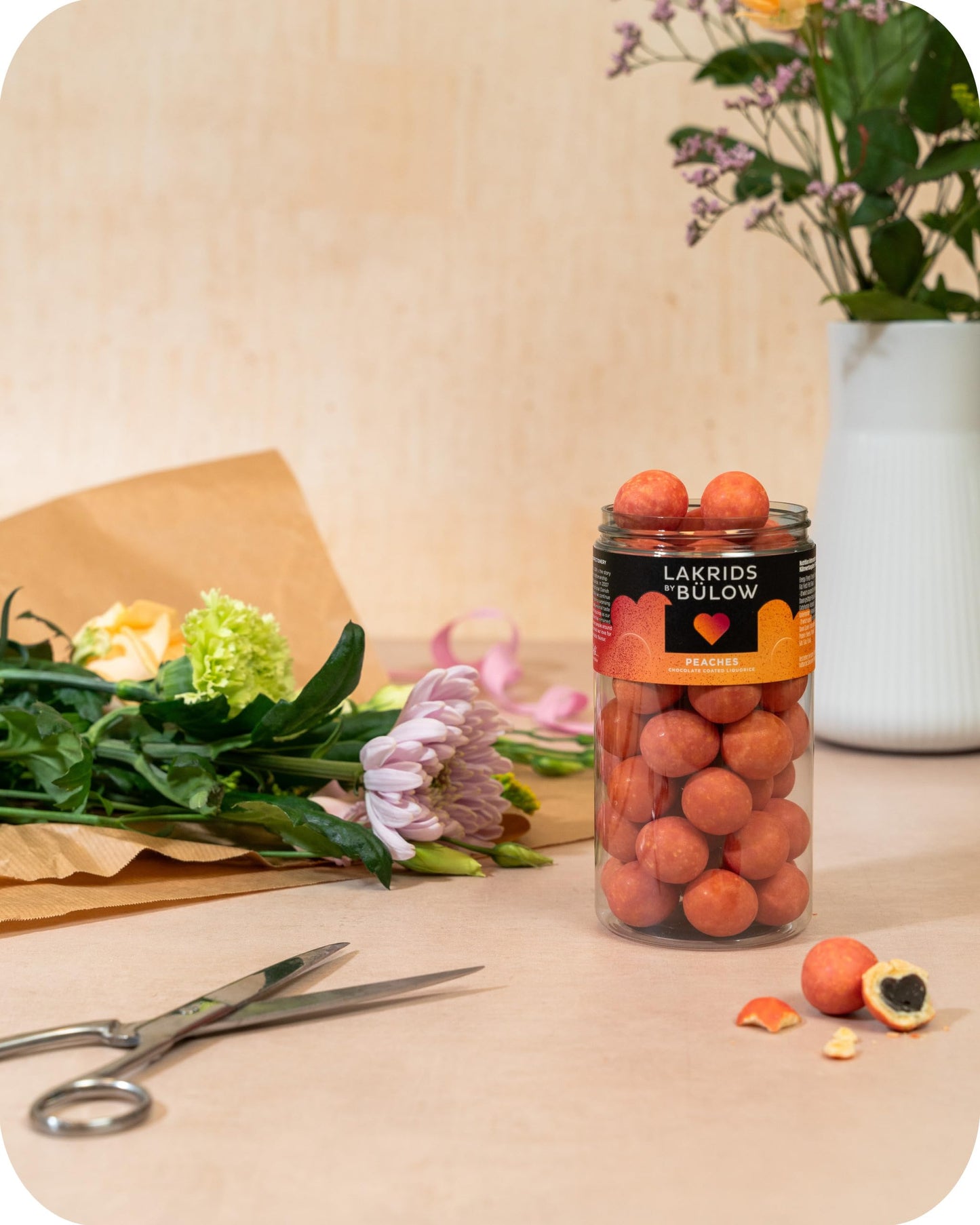 LAKRIDS BY BÜLOW - Peaches - 10.4 Oz. - Chocolate-Coated Gourmet Licorice - Sweet Licorice Core Coated in White Chocolate and Peach