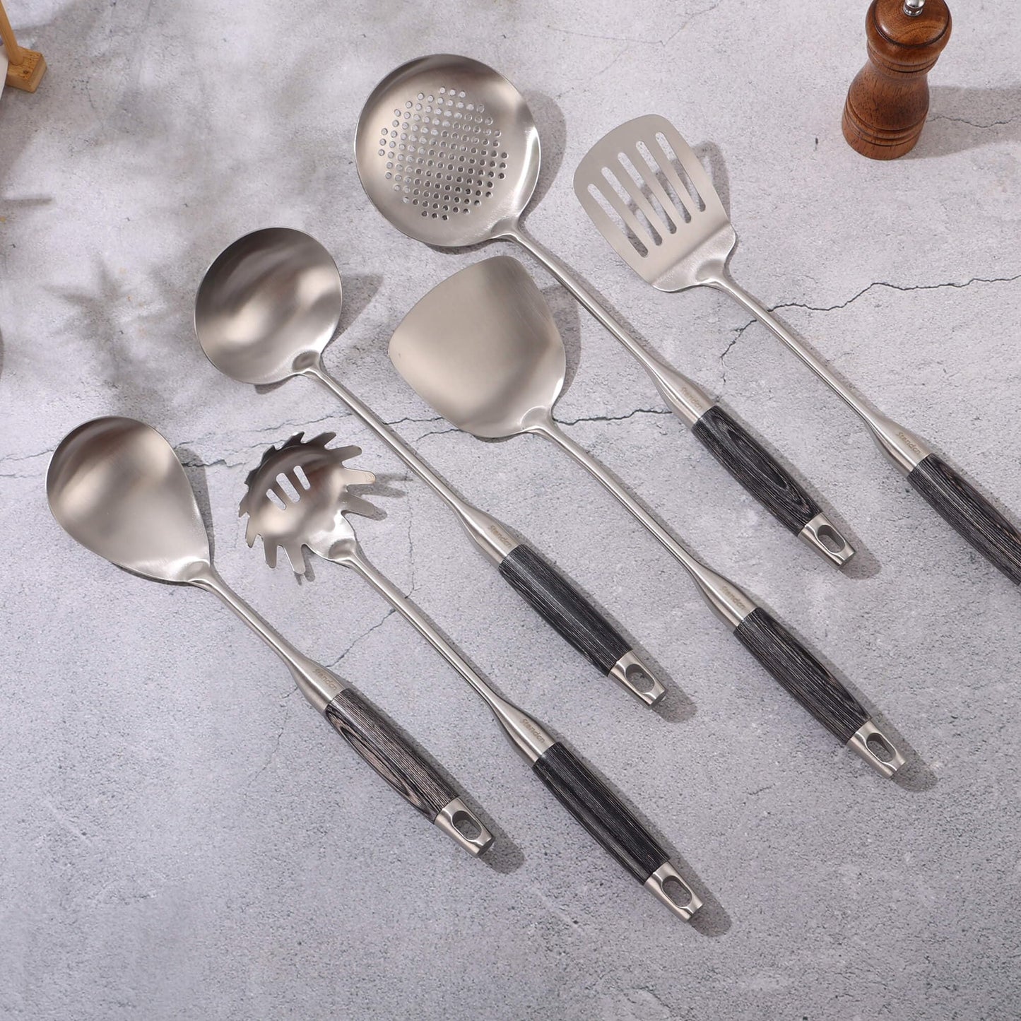 18/10 Stainless Steel Kitchen Utensils Set with Wooden Handle, 8Pcs 15” Long Cooking Utensil Set & Kitchen Gadgets Cookware Set, Serving Utensils-Spatula, Turner, Pasta, Serving Spoon, Skimmer, Ladle