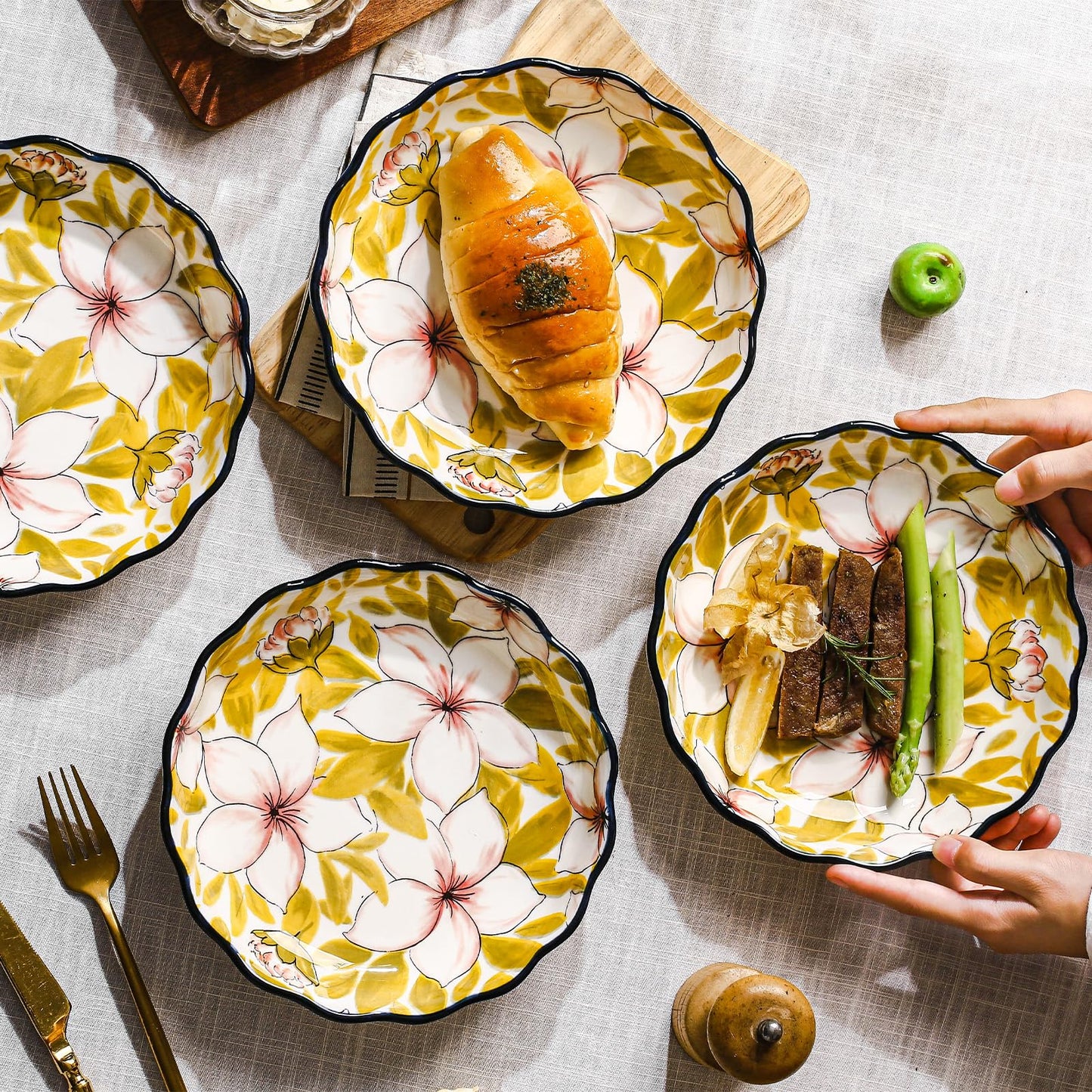 Gnlnkn 8-Inch Ceramic Dinner Plates Set of 4, Hand-Painted Floral Design, Scalloped Edges, Dishwasher & Microwave Safe, Decorative Plate Set for Serving & Entertaining